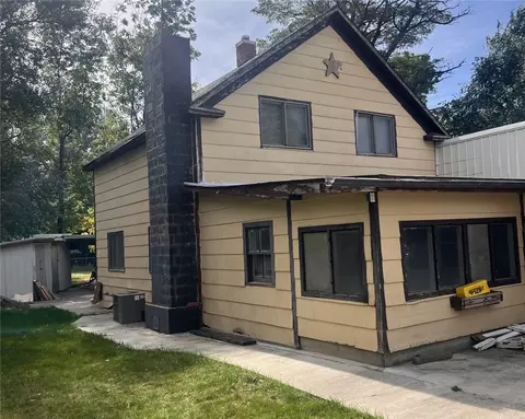 306 School St, Fromberg, MT 59029