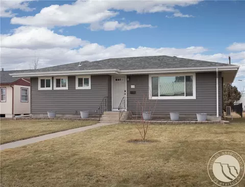 18 N Cody Ave, Hardin, MT 59034