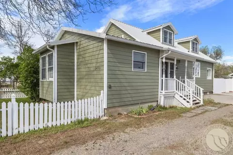 2453 2nd St, Worden, MT 59088