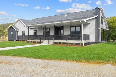 96 Wagon Trail Rd, Columbus, MT 59019