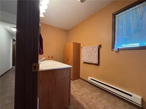 Bath - 915 E 2nd, Big Timber, MT 59011 photo 2 of 3