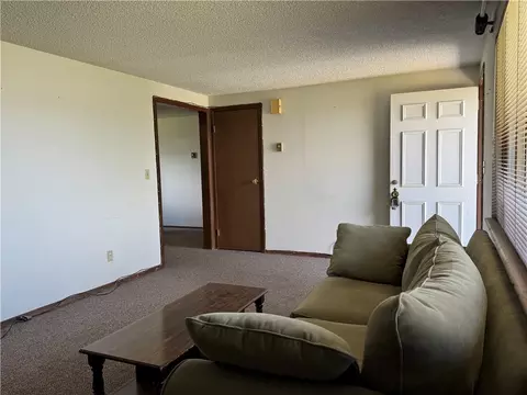 Living - 915 E 2nd, Big Timber, MT 59011 photo 2 of 3