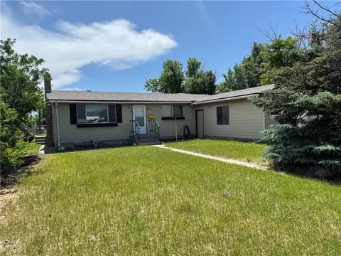 Exterior - 915 E 2nd, Big Timber, MT 59011 photo 2 of 5