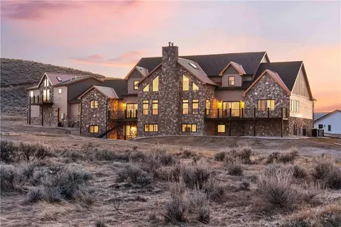 2570 Vista Loop Dr, Billings, MT 59106