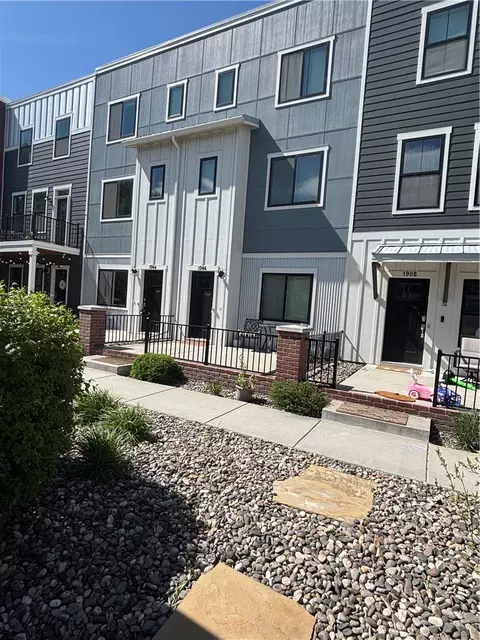 1904 Songbird Dr, Billings, MT 59101