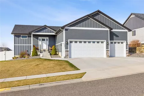 3202 Harrier Ln, Billings, MT 59106