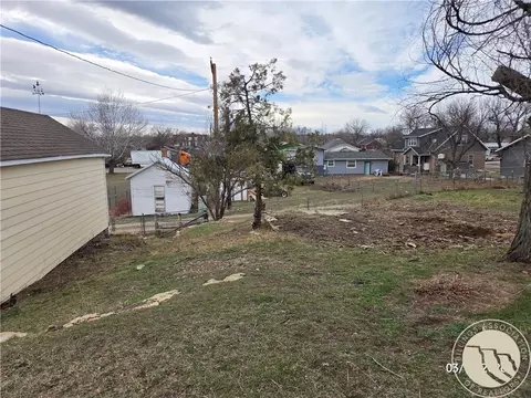 Exterior - 511 3rd St E, Roundup, MT 59072 photo 5 of 5