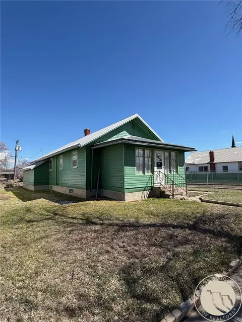 118 A Ave NW, Harlowton, MT 59036