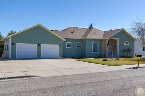 2243 Interlachen Dr, Billings, MT 59105