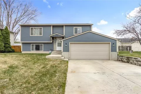 3902 Chamberlain Dr, Billings, MT 59101