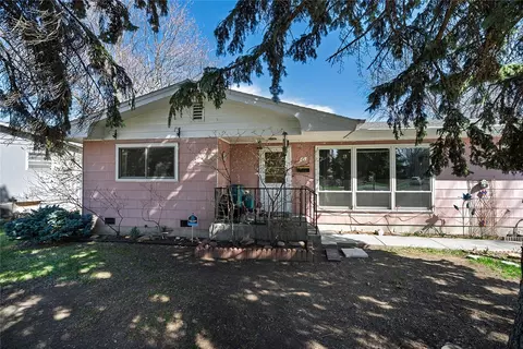 15 S Crestwood Dr, Billings, MT 59102