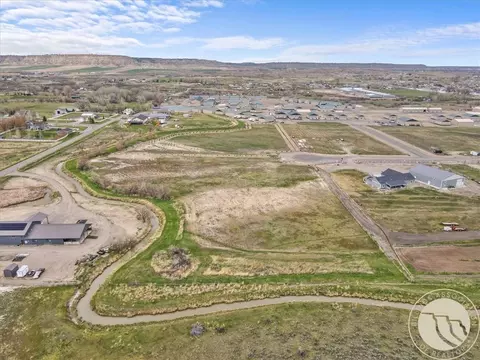 8242 Wisner Ave, Billings, MT 59106