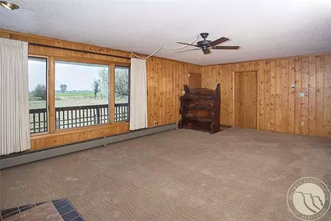 Living - 6513 Frey Rd, Shepherd, MT 59079 photo 4 of 5