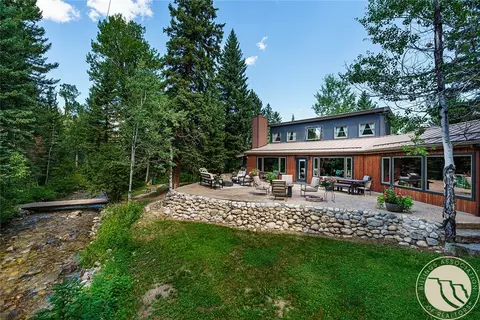 235 Upper Red Lodge Crk, Red Lodge, MT 59068