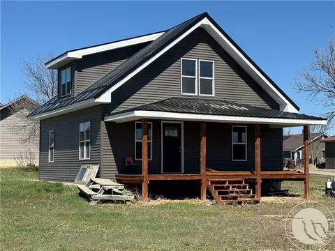 421 9th Ave W, Roundup, MT 59072 photo 2