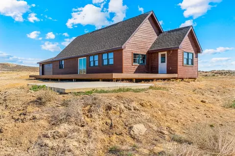 1311 Meeteetse Trl, Belfry, MT 59008