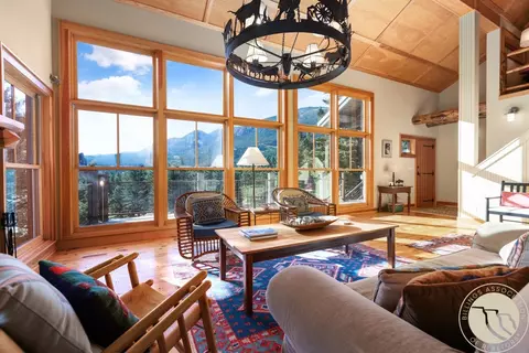 Living - 7 Eagle Trl, Fishtail, MT 59028 photo 2 of 5