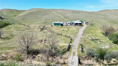 55 Mangum Ln, Joliet, MT 59041