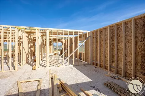 Entry Way - 1016 5th St E, Roundup, MT 59072 photo 1 of 6