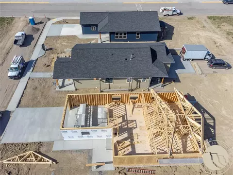 1016 5th St E, Roundup, MT 59072