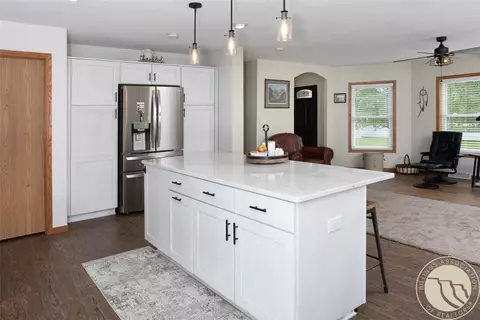 Kitchen - 46 Beartooth View Dr, Laurel, MT 59044 photo 8 of 9