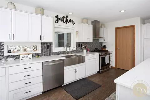 Kitchen - 46 Beartooth View Dr, Laurel, MT 59044 photo 5 of 9