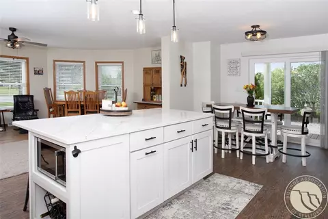Kitchen - 46 Beartooth View Dr, Laurel, MT 59044 photo 7 of 9
