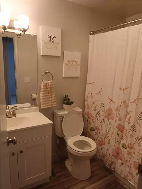 Bath - 623 3rd St E, Roundup, MT 59072 photo 1 of 3