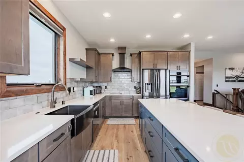 Kitchen - 6770 Eagle Bend Blvd, Shepherd, MT 59079 photo 3 of 7