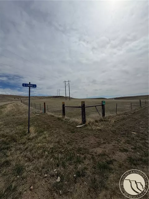 105 Canal Road, Shawmut, MT 59078