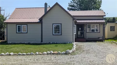 820 N Bonner Ave, Red Lodge, MT 59068
