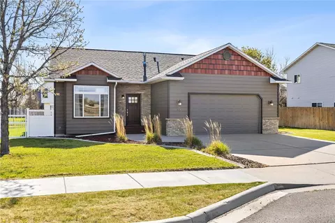 13 S 38th St W, Billings, MT 59102