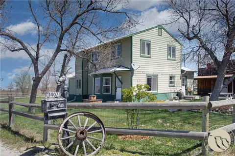 1407 N Custer Ave, Hardin, MT 59034