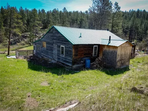 Exterior - 123 Smith Rd, Roundup, MT 59072 photo 8 of 12