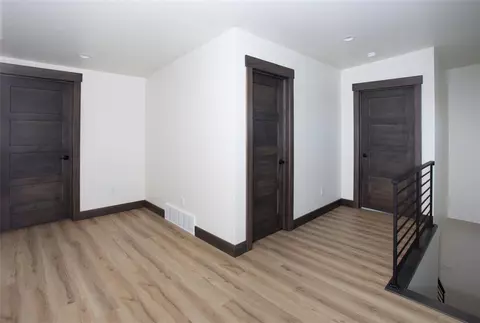 Entry Way - 48 Buttercup Dr, Roberts, MT 59070 photo 4 of 5