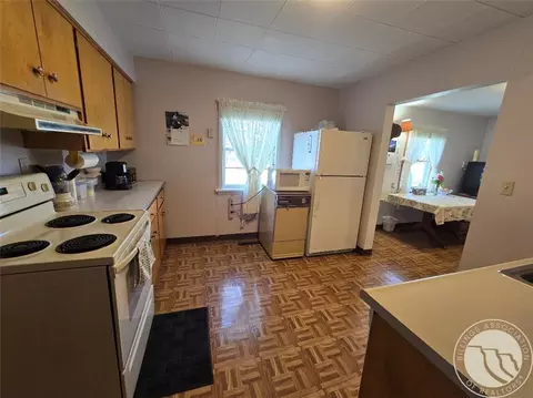 Kitchen - 507 S Monroe St, Baker, MT 59313 photo 3 of 3