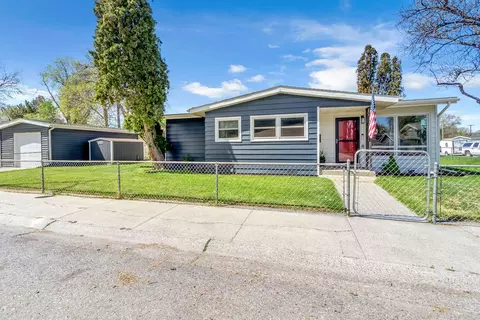 1204 Fairvale Dr, Billings, MT 59101