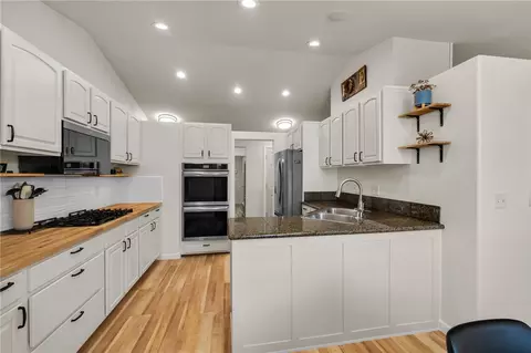 Kitchen - 2125 Saddleback Dr, Laurel, MT 59044 photo 3 of 3