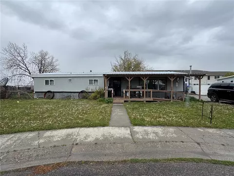 1125 Bonanza Ct, Hardin, MT 59034