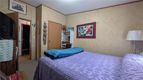 Bedroom - 3227 3rd St NW, Sidney, MT 59270 photo 4 of 4
