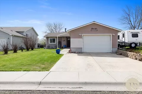 Exterior - 910 10th Ave, Laurel, MT 59044 photo 2 of 7