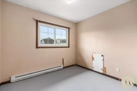 Bedroom - 910 10th Ave, Laurel, MT 59044 photo 2 of 3