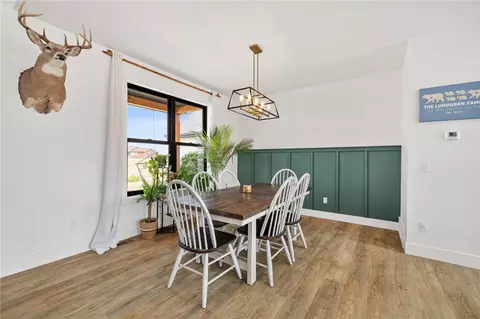 Dining - 85 Eagle Cliff Meadows Rd, Billings, MT 59101 photo 1 of 1