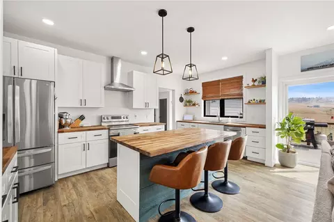 Kitchen - 85 Eagle Cliff Meadows Rd, Billings, MT 59101 photo 1 of 3
