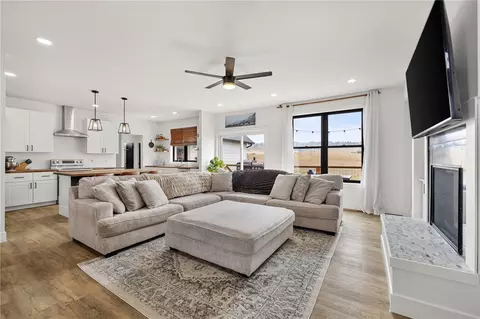 Living - 85 Eagle Cliff Meadows Rd, Billings, MT 59101 photo 1 of 2