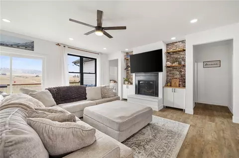 Living - 85 Eagle Cliff Meadows Rd, Billings, MT 59101 photo 2 of 2