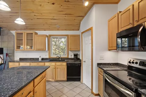 175 Benbow Rd, Fishtail, MT 59028 photo 4