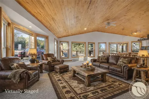 Living - 175 Benbow Rd, Fishtail, MT 59028 photo 4 of 5