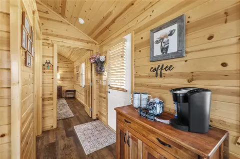 Entry Way - 9 Emerald Dr, Roberts, MT 59070 photo 2 of 2