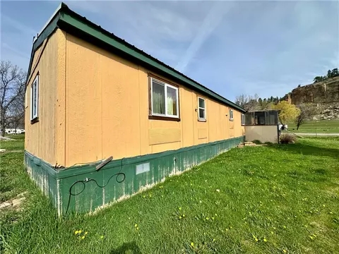 Exterior - 108 4th Ave E, Ryegate, MT 59074 photo 9 of 9